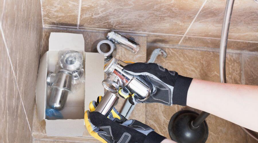 Professional gutter cleaning in Creston, NE